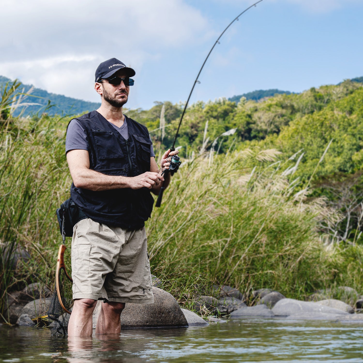 HANDING M1 BFS spinning fishing rod provides all day comfort